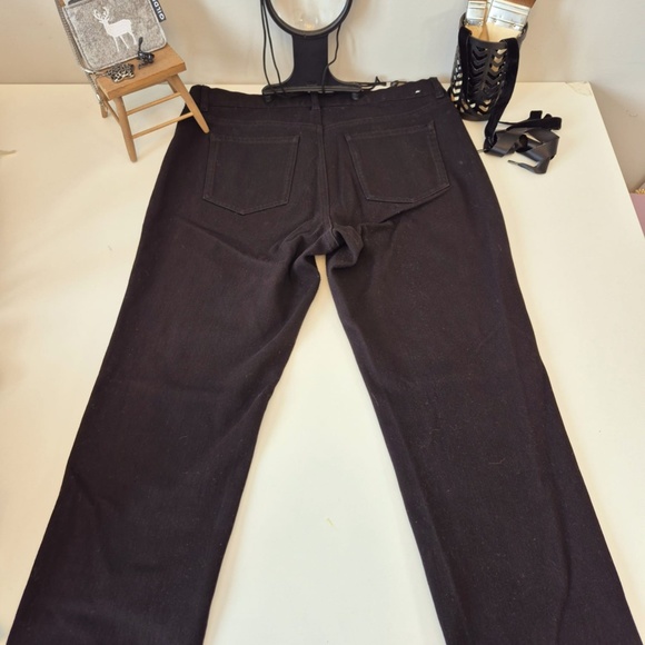 Uniqlo Black Plants - Picture 4 of 6